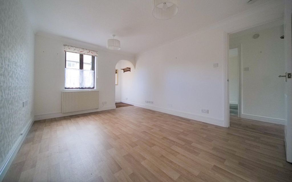 Property photo 3 of 9 Living Room