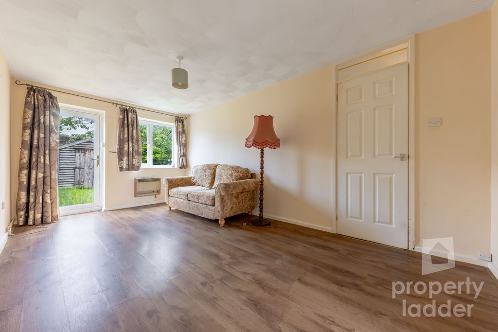 Property photo 2 of 11 Pl-4
