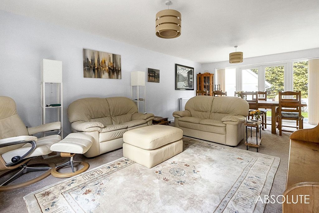 Property photo 3 of 26