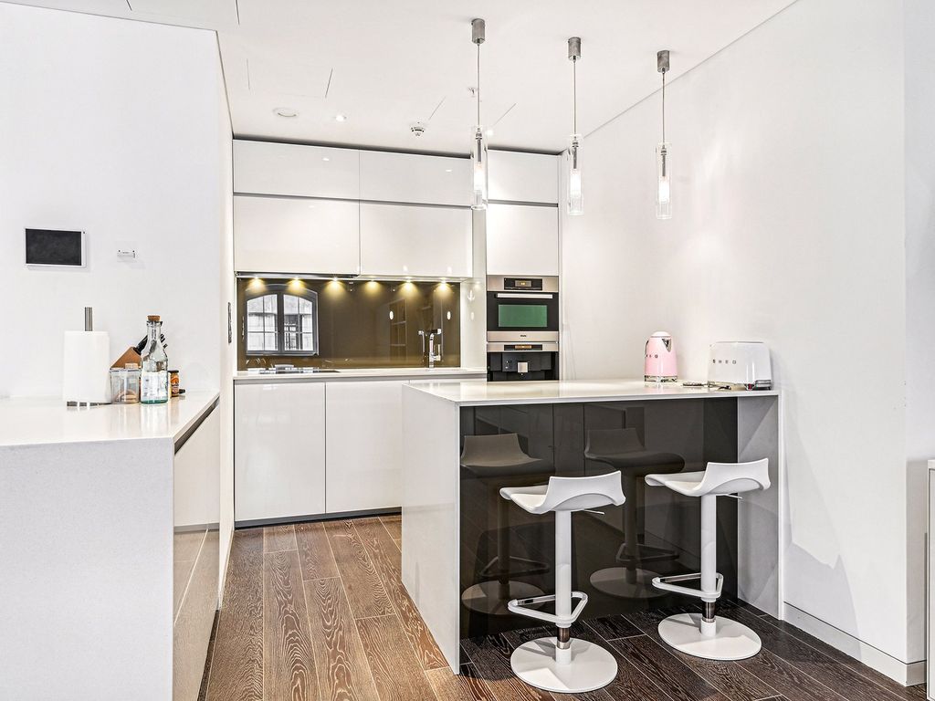 Property photo 2 of 16 Marconi House