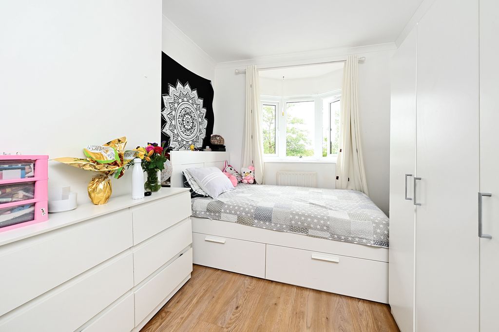 Property photo 2 of 5 Photo 6