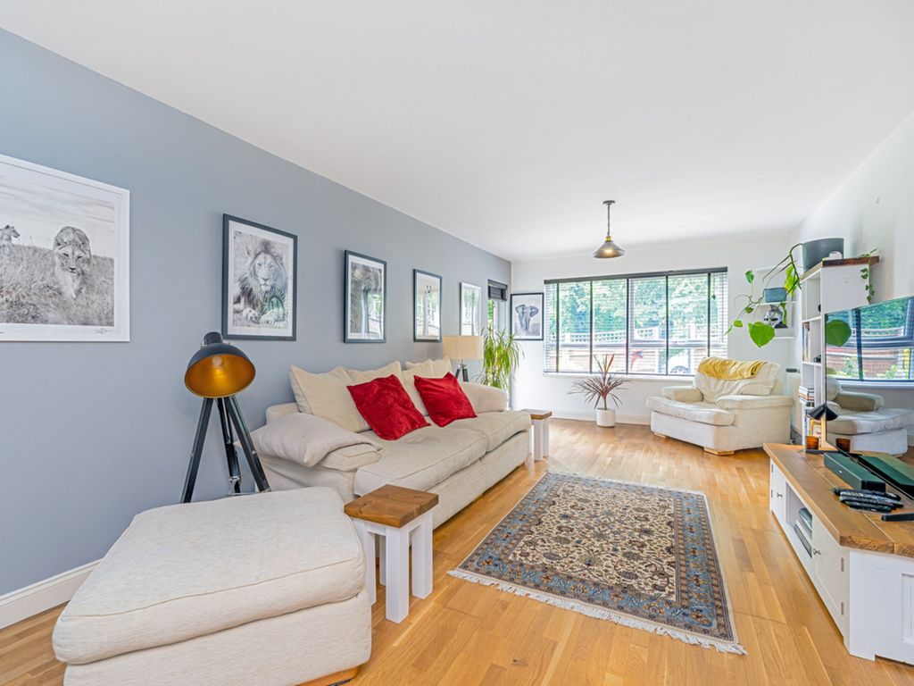 Property photo 1 of 17