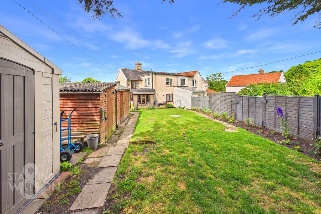 Property photo 2 of 16