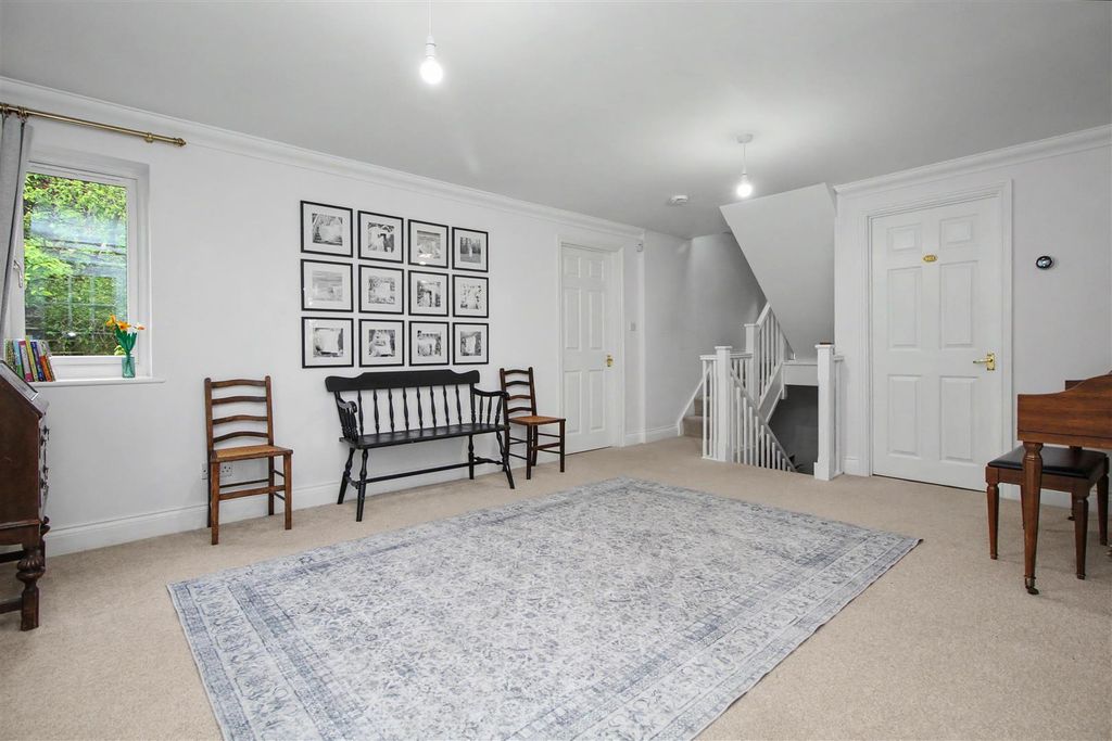 Property photo 3 of 36 Img_6240.Jpg