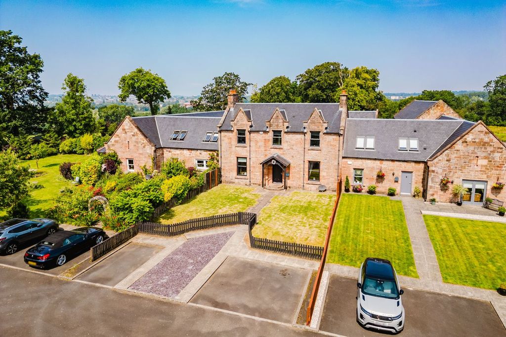 Property photo 1 of 33