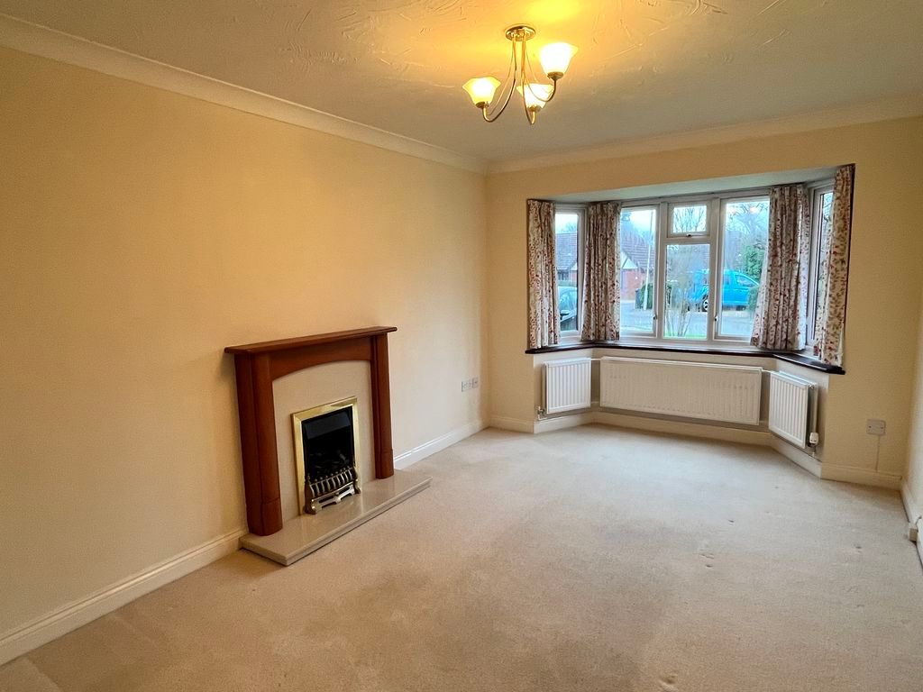 Property photo 3 of 9 Photo 4