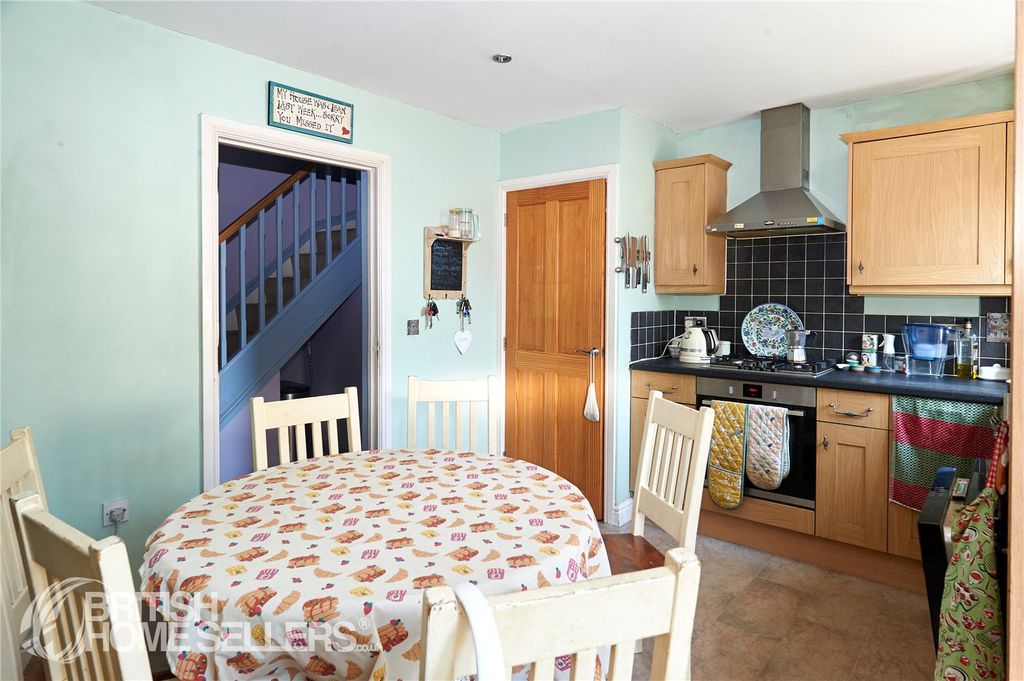 Property photo 3 of 15 Picture No. 10