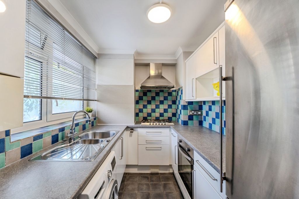 Property photo 2 of 14 Pbox-Img.Jpg