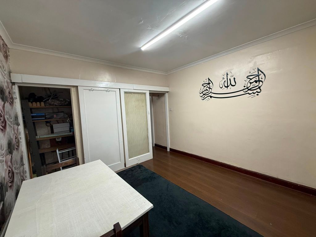 Property photo 3 of 13