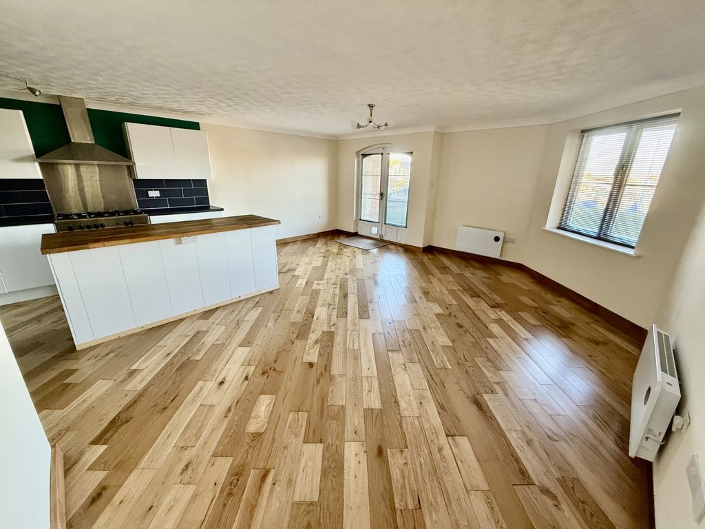 Property photo 2 of 9 Img_1103