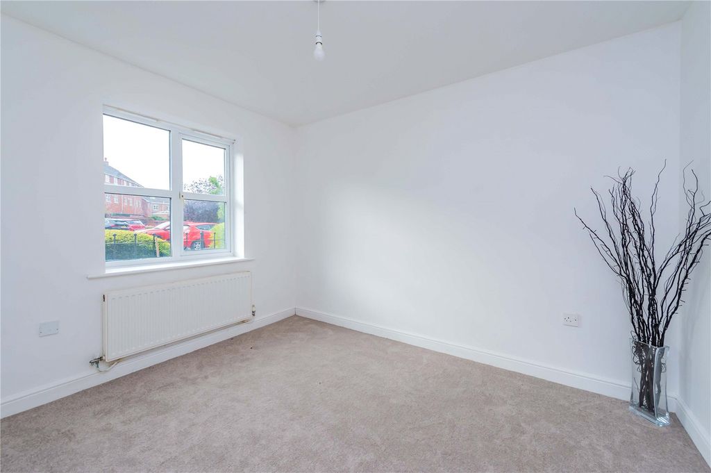 Property photo 3 of 26 Picture No. 18