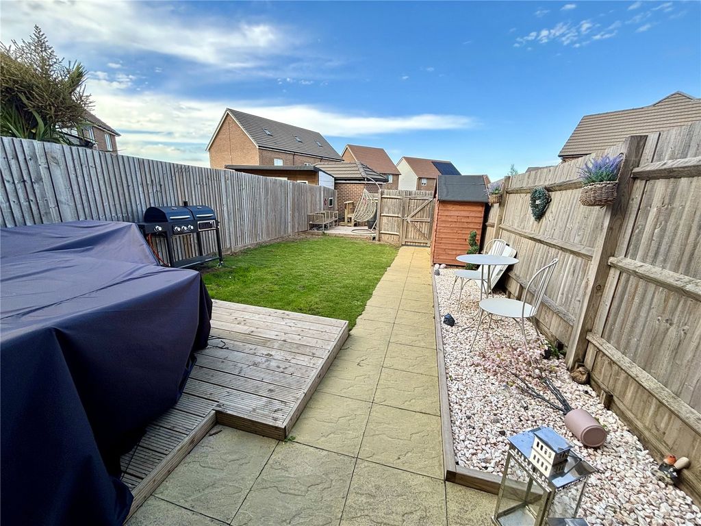 Property photo 2 of 17 Picture No. 11