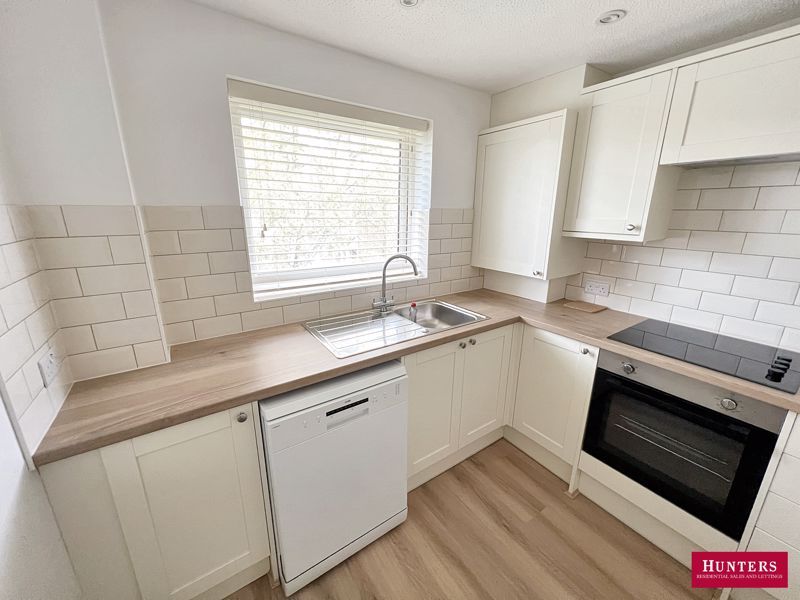 Property photo 3 of 9 Photo 9