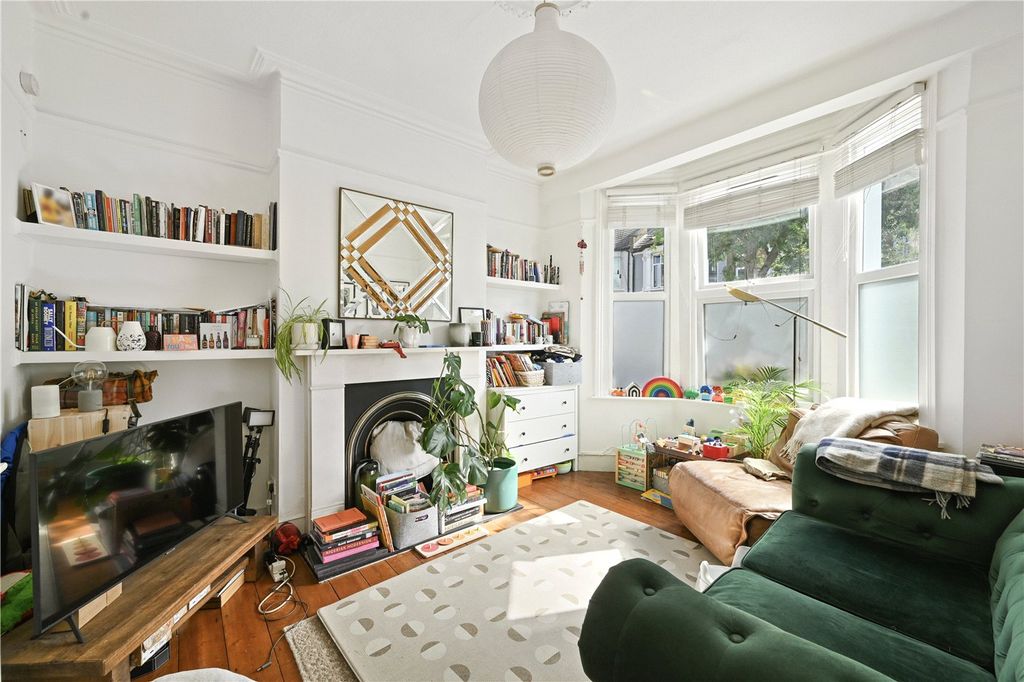 Property photo 1 of 8 Picture No. 14