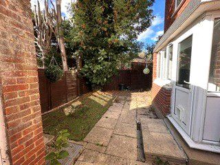 Property photo 2 of 15 Picture No. 22