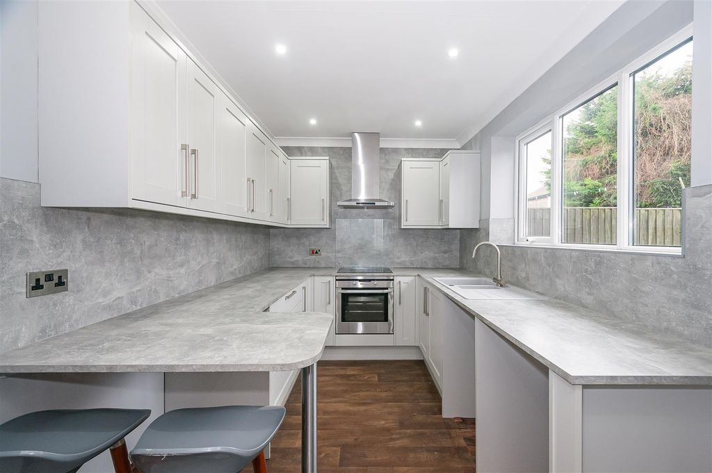 Property photo 2 of 10 52 Demster Avenue5.Jpg