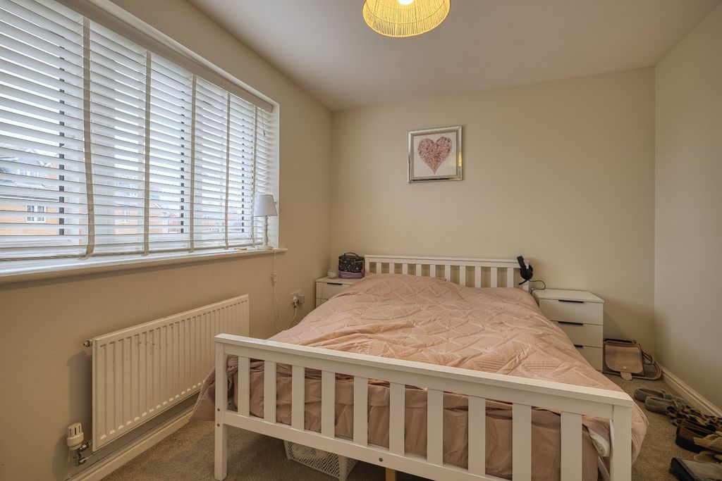 Property photo 3 of 11 Picture 3