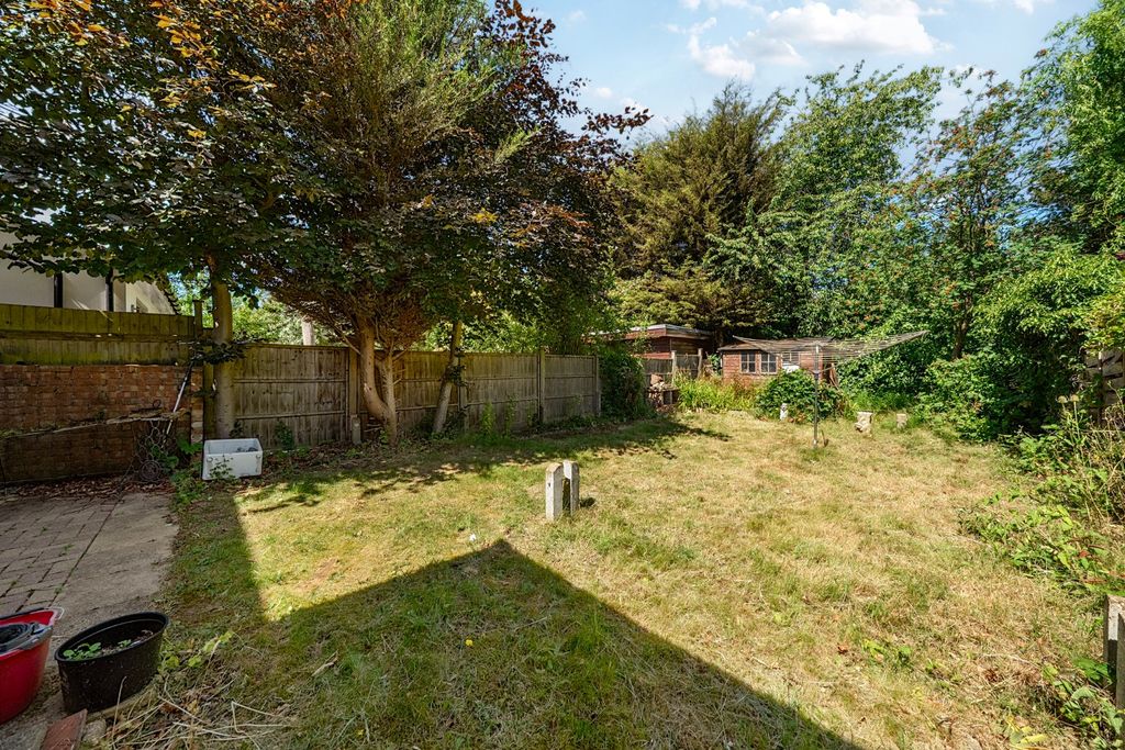 Property photo 2 of 13 Picture No. 15