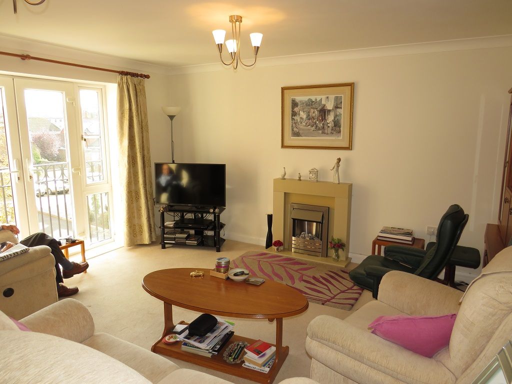 Property photo 2 of 10