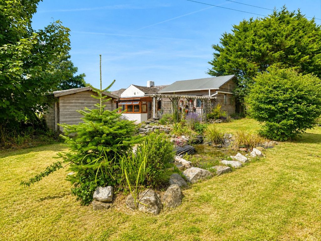 Property photo 3 of 21 Picture No. 27