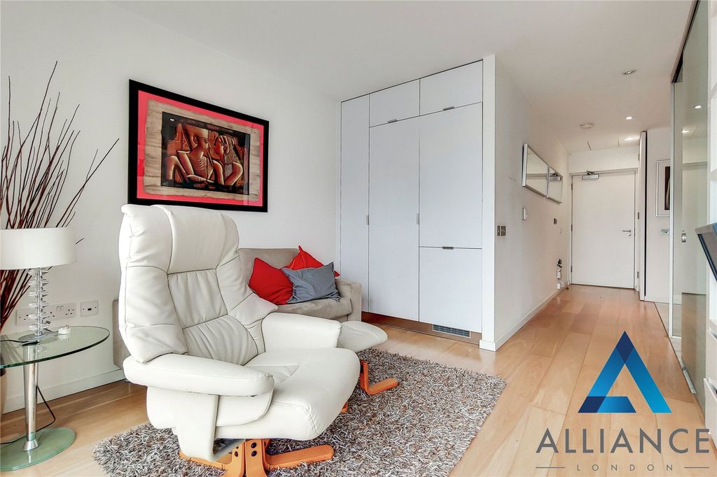 Property photo 2 of 12 Picture No. 31