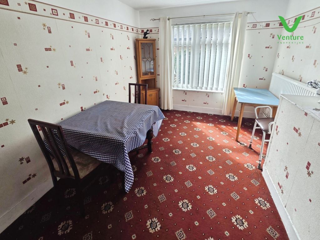 Property photo 3 of 12 Pbox-Img.Jpg
