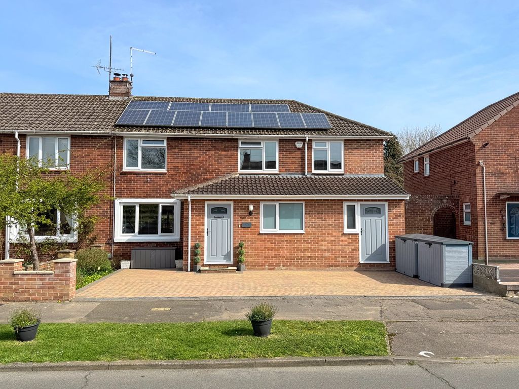 Property photo 1 of 18