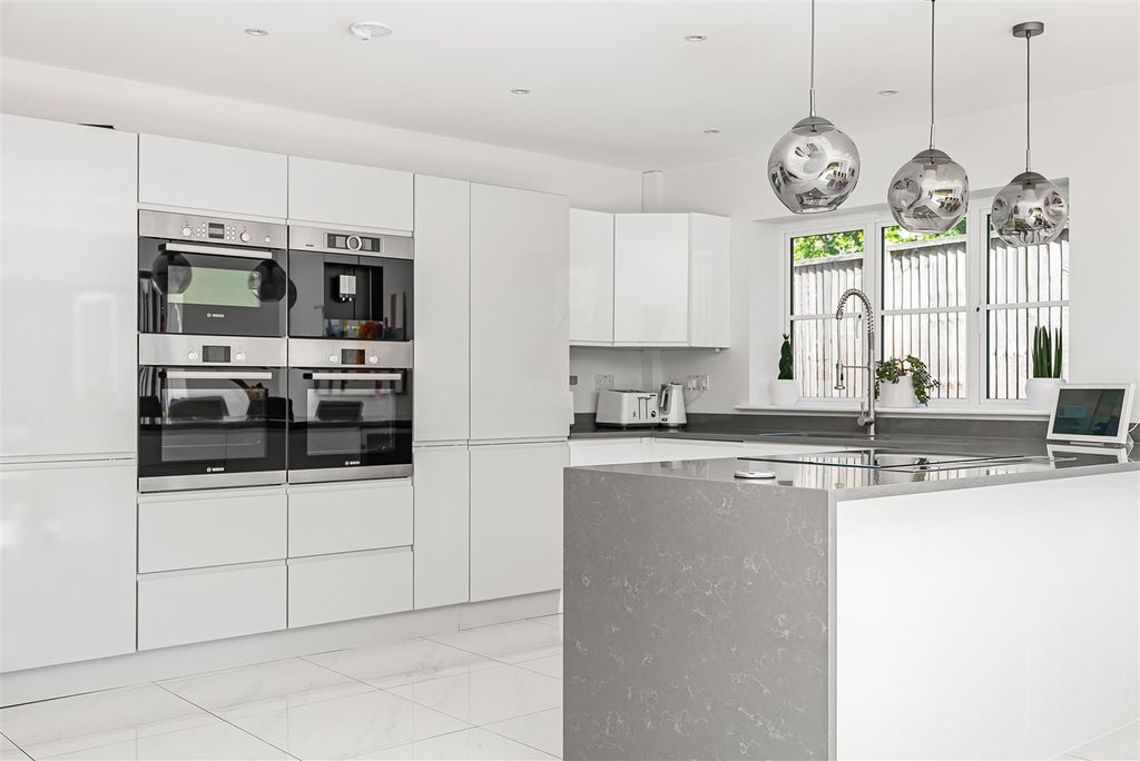 Additional image 13 of 4 bed detached house for saleBullocks Lane, Hertford SG13