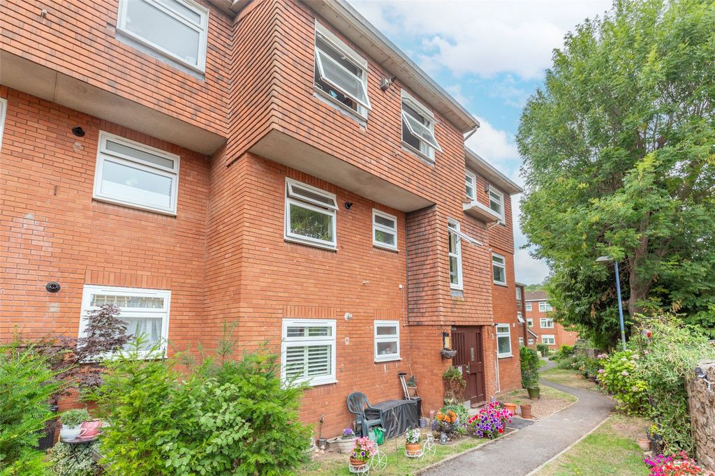 Property photo 1 of 10 Picture No. 13