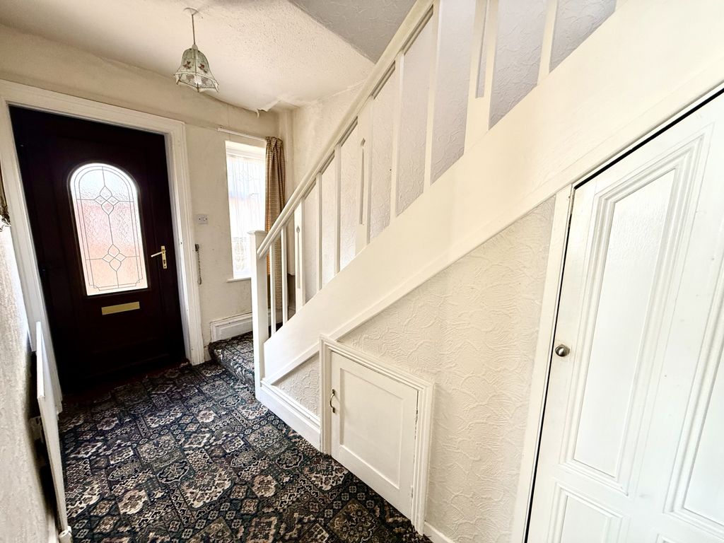 Property photo 3 of 14 Img_2831