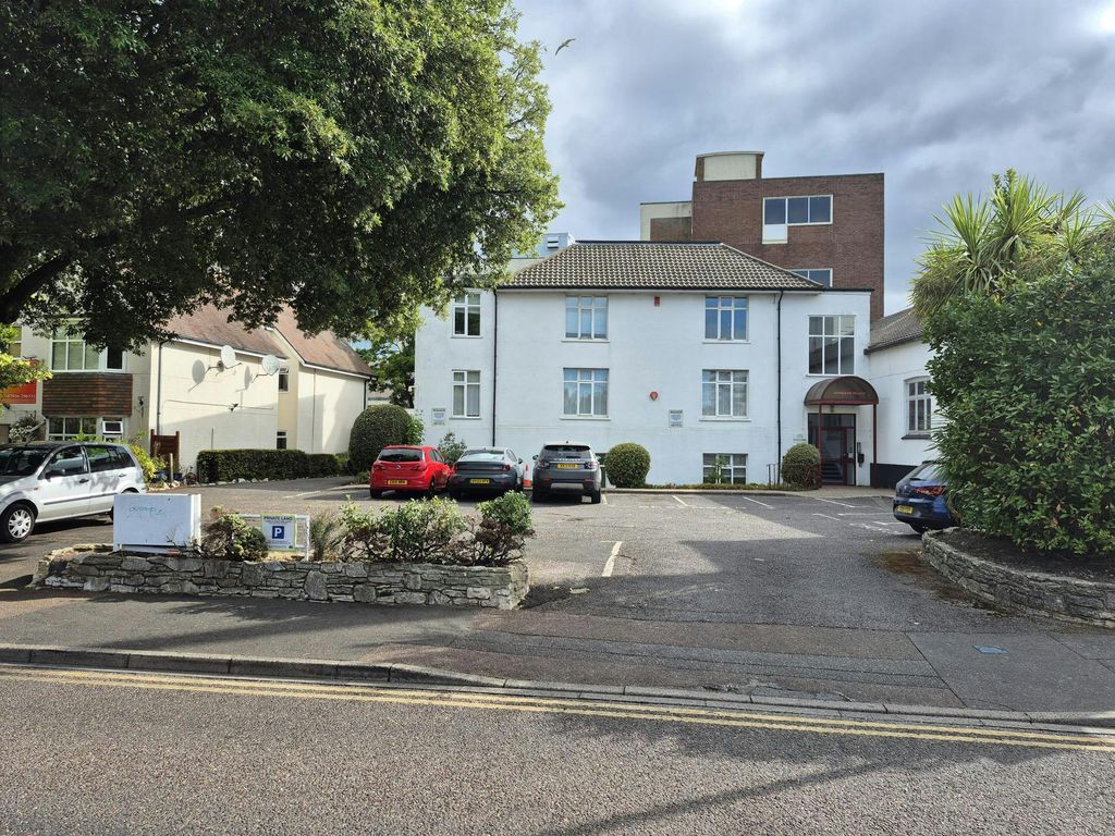 Property photo 1 of 14 Streate Place - Main Building Picture.Jpg