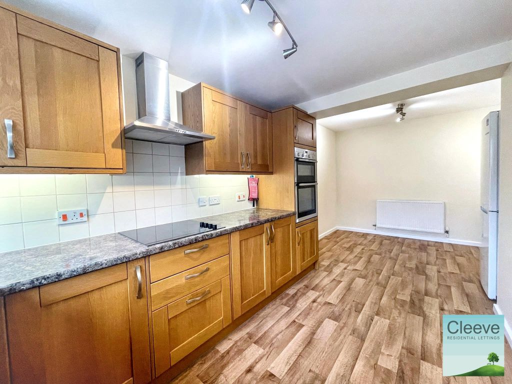 Property photo 3 of 13 A0cd4c7B-9126-438c-ba62-7c9B266F707B