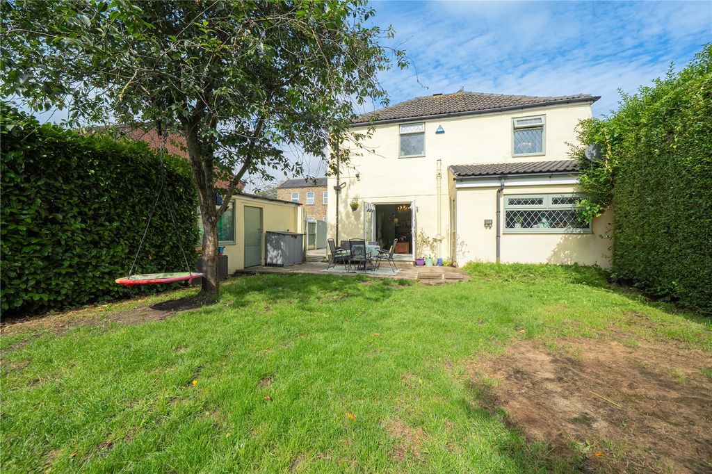 Property photo 1 of 22 Picture No. 45