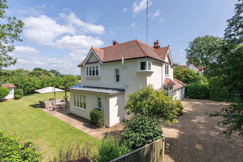 Property photo 3 of 28 Image