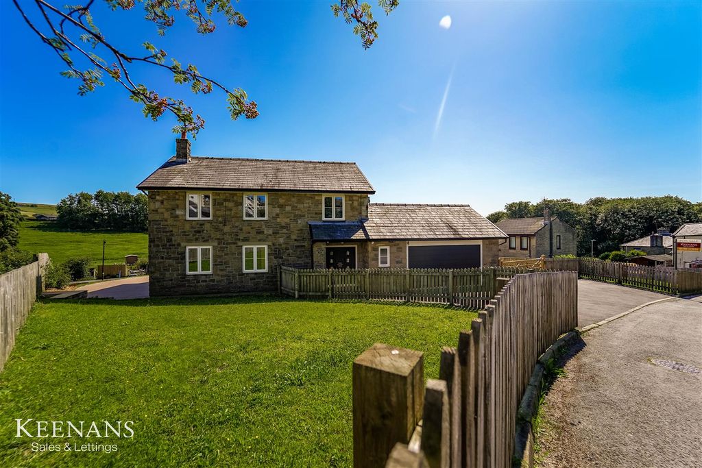 Property photo 2 of 77 1.Jpg