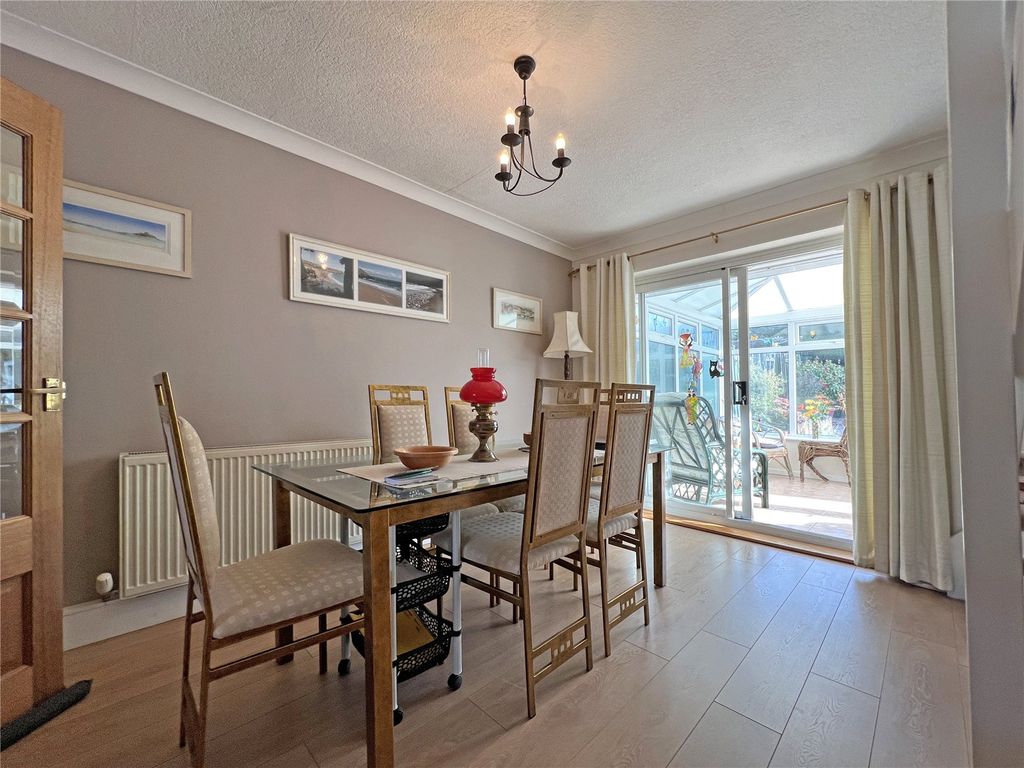 Property photo 3 of 17 Picture No. 12