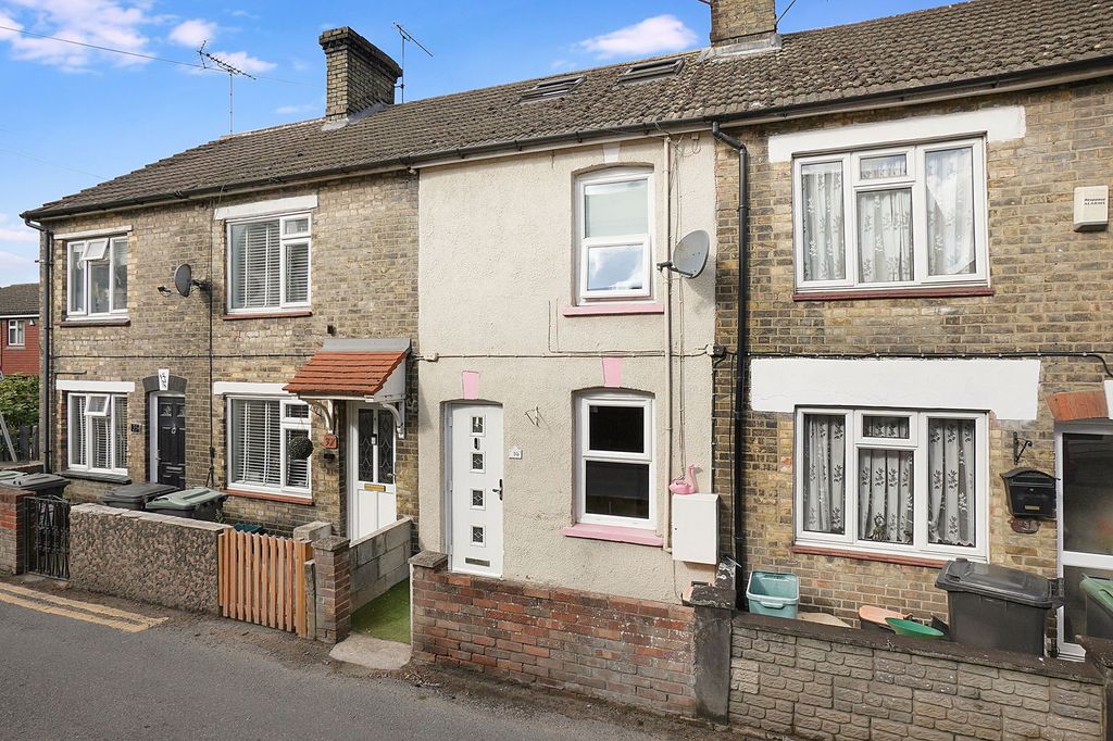 Property photo 1 of 18