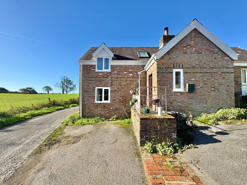 Property photo 1 of 36