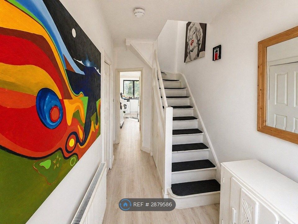 Property photo 1 of 14 Entrance
