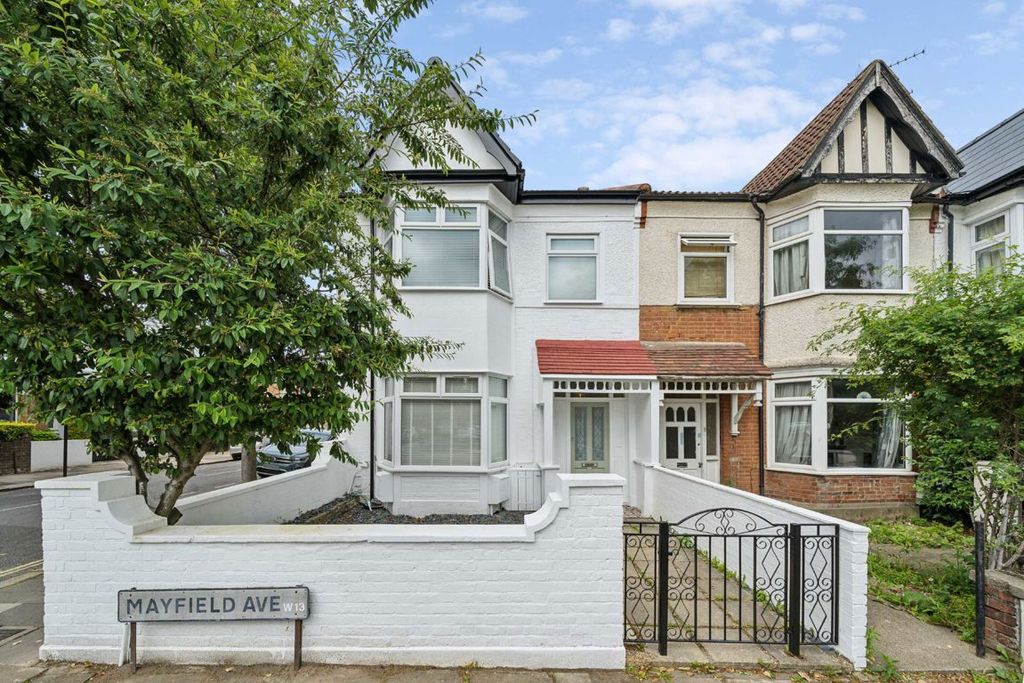 Property photo 1 of 7