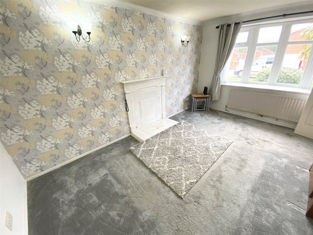 Property photo 3 of 15 Picture No. 12