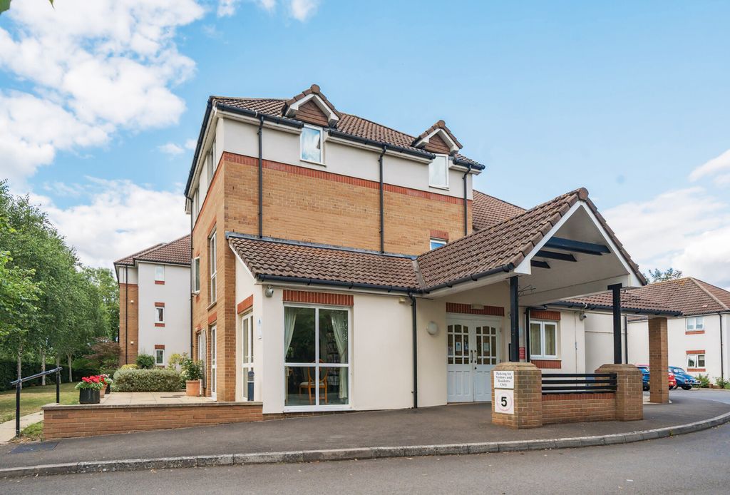 Property photo 1 of 10 1320439-2-6866B91...