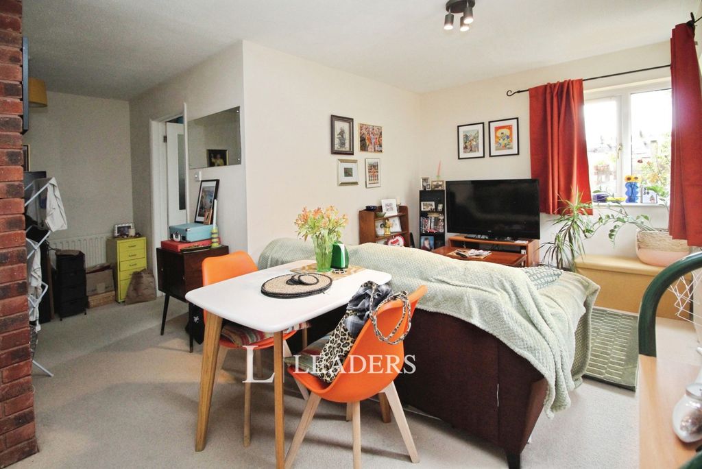 Property photo 2 of 9 Pbox-Img.Jpg