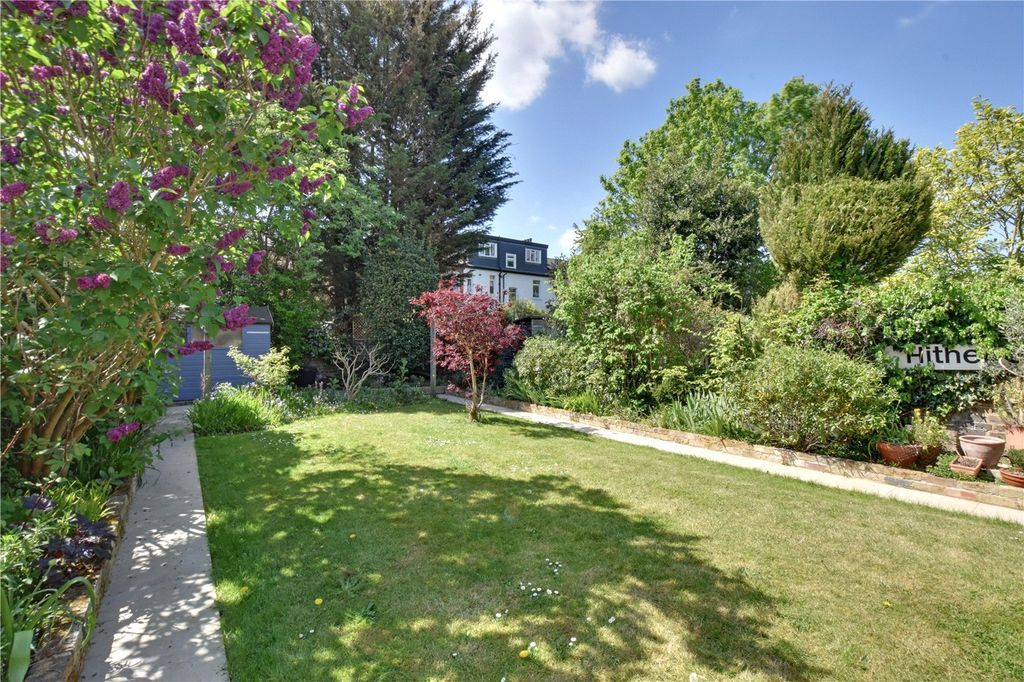 Property photo 3 of 28 Picture No. 29