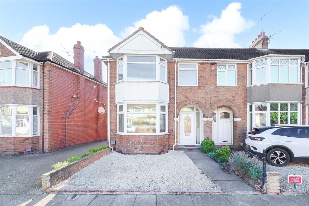 Property photo 1 of 10 External