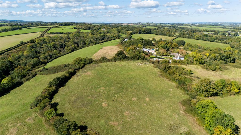 Property photo 2 of 26 Image