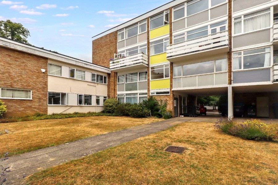 Property photo 1 of 9