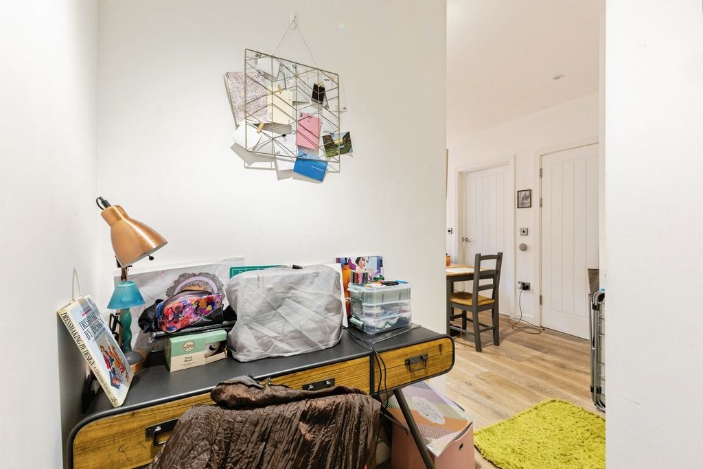 Property photo 3 of 19 Picture 3