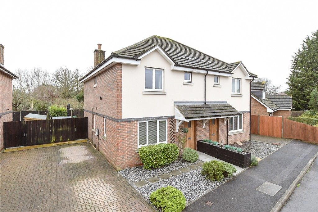 Property photo 1 of 19 External (Web)