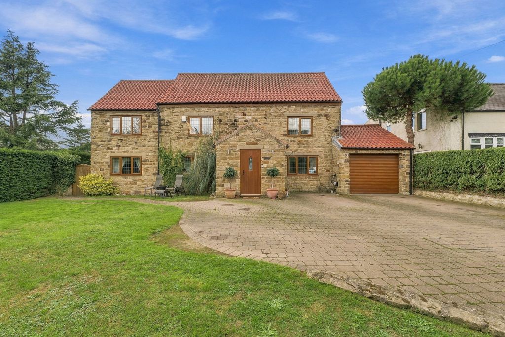 Property photo 1 of 39